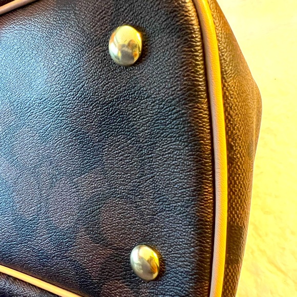 Coach Signature Peyton Carry All Tote bag - Picture 12 of 16